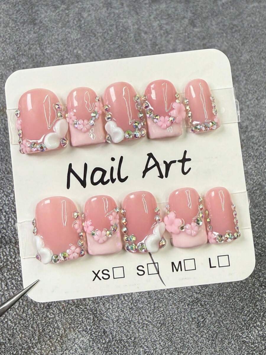 10片裸粉色3D立体浮雕手工假指甲，按压式设计，适合派对、婚礼、日常佩戴 - 淺粉色 - 查看 1