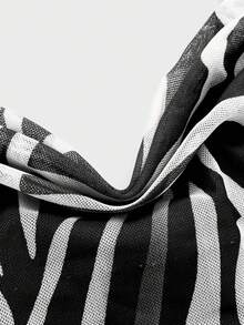 Elegant Zebra Print Deep V-Neck Bodycon Dress, Graceful Lady-Like Long Dress, Suitable For Vacation And Daily Wear - White - View 5