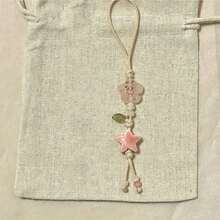 A Stylish And Sweet Minimalist Star Flower Phone Charm Keychain For Women, Elegant And Versatile, Suitable For Phone Cases And Camera Accessories, Perfect For Crafts. - Multicolor - View 4