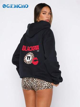 GEMCHO 11th Street 女款卫衣，豹纹字母印花，浆果图案，宽松版型，黑色，落肩设计，带口袋