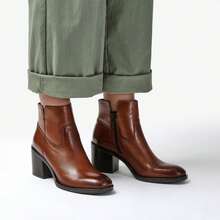 Clarks Valvestino Lo - Brown - View 3