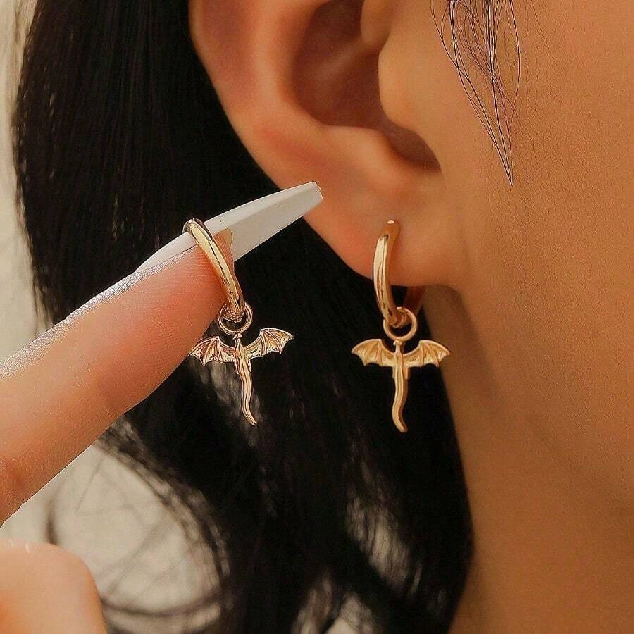 European And American Ins Style Fashionable Flying Dragon Ear Buckle Women's Earrings With Diamond Studded Dragon Ear Studs Punk Personality Earrings For Women - 11831 - 查看 1