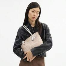 City Tote Bag In Signature Canvas Shoulder Tote Bags For Women COACH Classic Leather Printed Tote Bag Casual Bag For Daily,Shopping,Business,Travel And School,Gift For Valentine's Day,Anniversary,Mother's Day Gift For Her CBT18 - Bộ màu hồng 2 - Xem 2