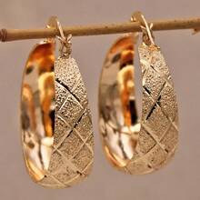 1 Pair Elegant Minimalist Hollow Criss-Cross Hoop Earrings, Unisex, Suitable For Party, Banquet And Various Occasions - Gold - View 6