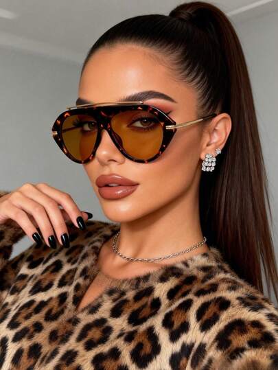 1 pieza Gafas de moda con marco geométrico vintage - El accesorio de viaje perfecto para mujeres, gafas de moda callejera, gafas de playa, accesorios de playa para mujeres, gafas de moda, básicas y adecuadas para suéter, jeans, pantalones de chándal, sudadera con capucha, chaqueta, vestido