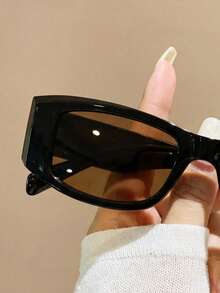 1 paire de lunettes de soleil rectangulaires marron unisexes de haute qualité, style minimaliste à la mode. Convient pour les personnes de 18, 21, 30, 40, 50 ans. Idéal pour les voyages, les vacances, les rassemblements décontractés, les accessoires quotidiens, la pêche, les voyages, les sports, la conduite, les festivals, les accessoires d'été, la plage, les festivals de musique électronique, les sorties, les vacances en famille, les tenues élégantes, les accessoires de style de rue, les accessoires de style sportif - Tabac - Voir 3