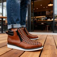 Botas vaqueras de estilo retro con cremallera lateral tejidas a mano en ratán, botas cortas casuales para hombres, botas planas versátiles, botas de cuero sencillas - Marrón - Ver 3