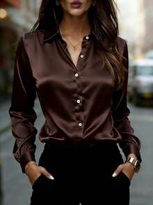 Blusa de satén para mujer, camisa casual con botones y diseño de cuello, elegante y versátil para la oficina y uso casual, adecuada para otoño, invierno, primavera y verano