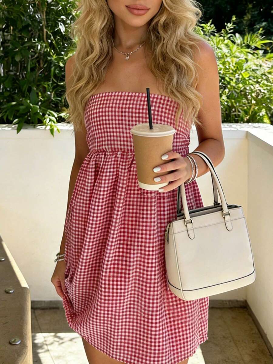 Đầm hai dây trễ vai màu đỏ trắng kẻ caro nhuộm tie-dye thanh lịch, thoải mái dành cho nữ, thích hợp mặc đi biển hàng ngày, nghỉ lễ, mùa xuân, trang phục đi biển, đầm kẻ caro. - Đỏ và trắng - Xem 1