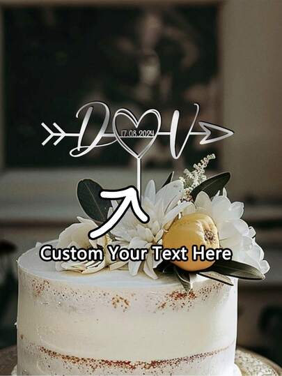 Anpassade tårtdekorationer med pilinitialer, guldfärgade vintagetårtdekorationer med skräck och datum, rustika bröllopstårtdekorationer