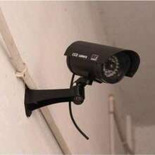 Cámara de  Ficticia con Luz LED Intermitente - Simulación de Videovigilancia para Disuasión, a Pilas, Color Negro - Negro - Ver 5