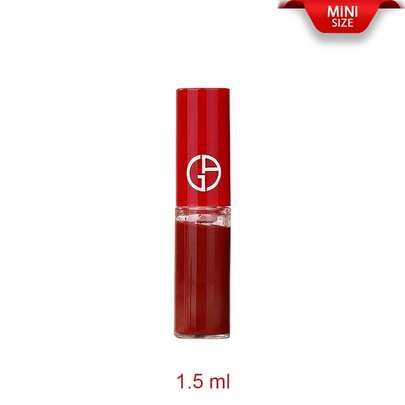  Giorgio Armani Mini Lip Maestro 丝绒唇膏，色号 206 裸棕色，1.5ml