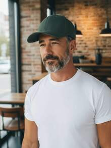 Plain Basic Adjustable Black And White Curved Brim Unisex Super Lightweight Baseball Cap For Men And Women - màu xanh lá - Xem 4