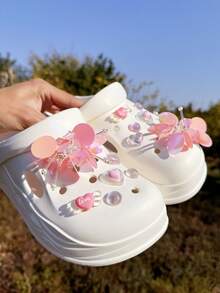 12pcs Valentine's Day Cute Pink Resin Heart Sequin Hollow Shoe Decorations DIY Accessories - Fun, Versatile Personalized Shoe Embellishments, Perfect Gifts For Holiday Parties And Special Occasions - Pink - View 4