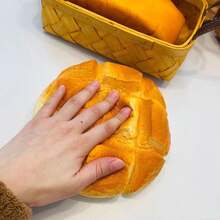 高品质慢回弹软面包菠萝挤压玩具，减压玩具，独特生日礼物 - 彩色 - 查看 2