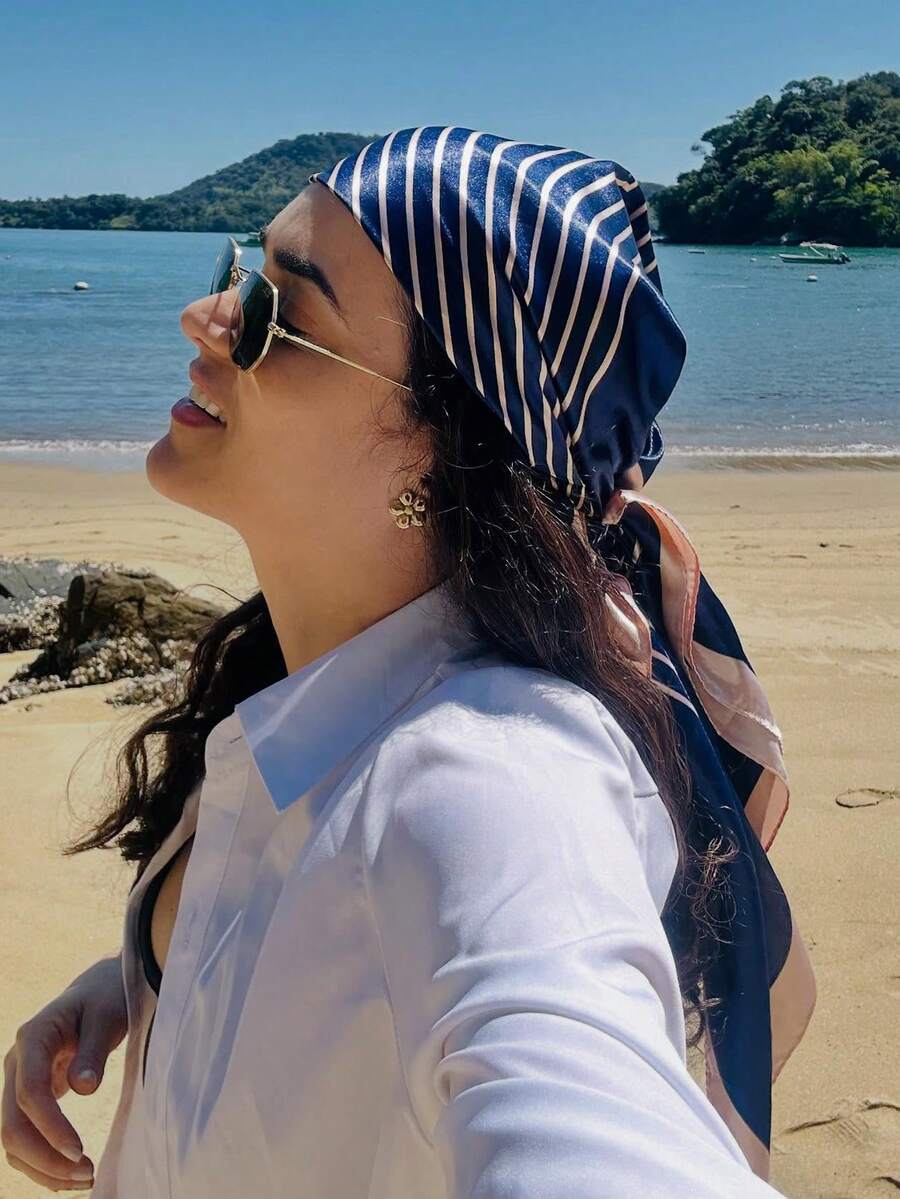 1pc Women's Navy Blue Striped Print Scarf, Casual Headscarf, Versatile Bandana