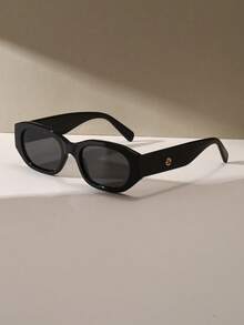 1pc Women's Plastic Square Decorative Fashion Sunglasses - 黑色 - 查看 2
