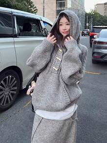 女士宽松连帽衫毛衣套装，带牛角扣