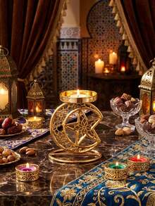 1Pc/Set Star And Moon-Themed Candle Holder. Made Of Bright Gold Metal Wire, It Is Crafted Into A Mesh Hollow Design. The Style Is Minimalist. Suitable For Decorating The Living Room Table Or Bedroom Vanity In A Light Luxury Retro Home, Creating An Atmosphere For Romantic Dinners Or Casual Tea Rooms; It Is Also Suitable For Holiday Decorations And Small Gatherings Featuring Star And Moon Cultural Symbols, Such As Eid. - Multicolor - View 1