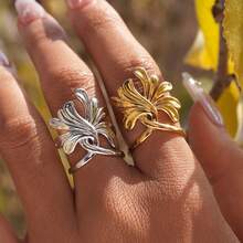 2pcs/1pc Minimalist 18K Gold Plated Stainless Steel Ginkgo Leaf Rings, Can Be Stacked With Other Rings, Women's Jewelry, Fashionable Accessories Suitable For Daily Wear Or As Gifts, Also Suitable For Parties, Holidays And Everyday Wear. - Multicolor - View 4
