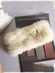 1件新款秋冬绗缝兔毛发箍，蓬松镂空顶部皮革草帽，复古宽檐保暖毛绒头巾