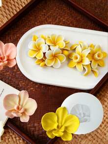 Multiple Orchid & Small Orchid Silicone Molds, Suitable For Making Candle Bouquets, Candle Molds, Monolithic Candle Molds, Heat-Resistant Silicone Molds For Holiday Gifts, Flexible And Easy To Clean, Can Be Used For DIY Scented Candles, Fragrance Stone Decorations, Resin Casting, And More. Versatile Molds Suitable For Holiday Decorations, Meditation, And Creating Atmospheric Home Decor. - White - View 5