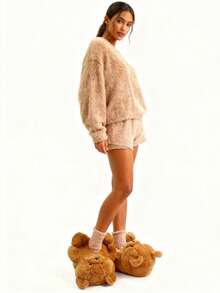One Size Fits All, Suitable For Both Men And Women.,Teddy Bear Slippers,A Pair Of Fun And Quirky Cartoon-Themed Closed-Toe Slippers, Fun Men's Slippers, Women's Slippers, Couple Slippers, Warm Slippers, Indoor Slippers, Closed-Toe Shoes, Cute Cartoon Bear Role-Playing Shoes, Party Shoes, Fun Shoes, Quirky Shoes, Creative Shoes, Avant-Garde Cartoon Shoes, Women's Flat Home Slippers, Women's Cartoon Creative Home Slippers, Niche Design Shoes, Fashionable Home Shoes. - 棕色 - 查看 6