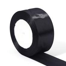 25码缎带，适用于钩编、帽子、编织、婚礼蛋糕、礼品包装、DIY、场景装饰、节日装饰、室内装饰、窗户装饰、走廊装饰、办公室装饰、家居装饰。多款式涤纶缎带，适用于DIY、玫瑰花制作、礼品包装丝带装饰蝴蝶结，适合婚礼和派对——用途广泛，无需电池或电源，不含羽毛。 - 黑色 - 查看 11