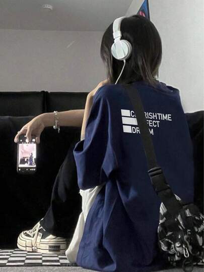 女士简约纯色藏蓝色撞色英文印花休闲宽松百搭日常穿搭圆领短袖T恤