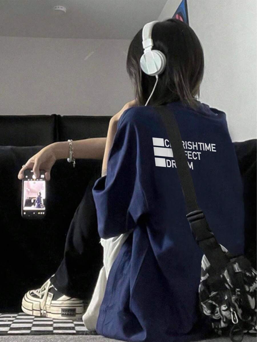 女士简约纯色藏蓝色撞色英文印花休闲宽松百搭日常穿搭圆领短袖T恤 - 藏蓝色 - 查看 1