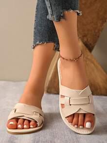 Teenage Girls' Sequin Silver Flat Slippers, Lightweight, One-Strap, Soft Sole, Non-Slip, Beach Sandals, Comfortable & Versatile