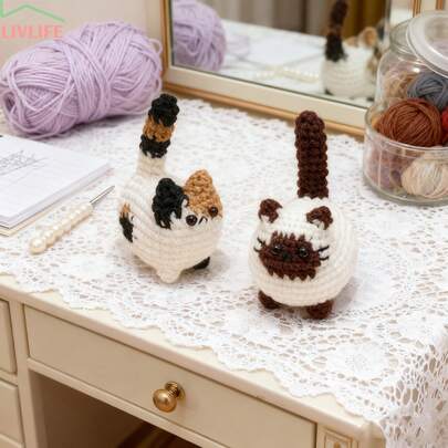 2pcs Crochet Maneki-Neko (Lucky Cat) Set | Complete Beginner Crochet Kit With Yarn, Hooks And Instructions | DIY Lucky Cat Keychain Pendant, Unique Christmas Gift Idea, Bag Charm