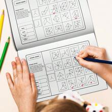 字母书写练习本——分步手写和笔画顺序练习页 - 寫作練習 - 查看 6