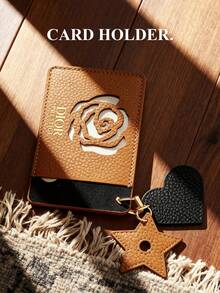 Christian Dior 棕色玫瑰镂空卡包，长方形皮革卡包，带星形心形吊坠，内置化妆镜，卡槽可放置卡片和身份证，通勤/旅行必备，情人节女友礼物，奢华卡包配饰 - 棕色 - 查看 1