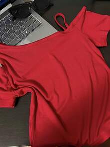 性感别致红色露肩无袖T恤，独特时尚修身女式上衣，夏季休闲款 - 紅色 - 查看 8