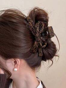 1pc Retro Leopard Print Bow Claw Hair Clip, Elegant Hair Claw Barrette Suitable For Women Daily Use