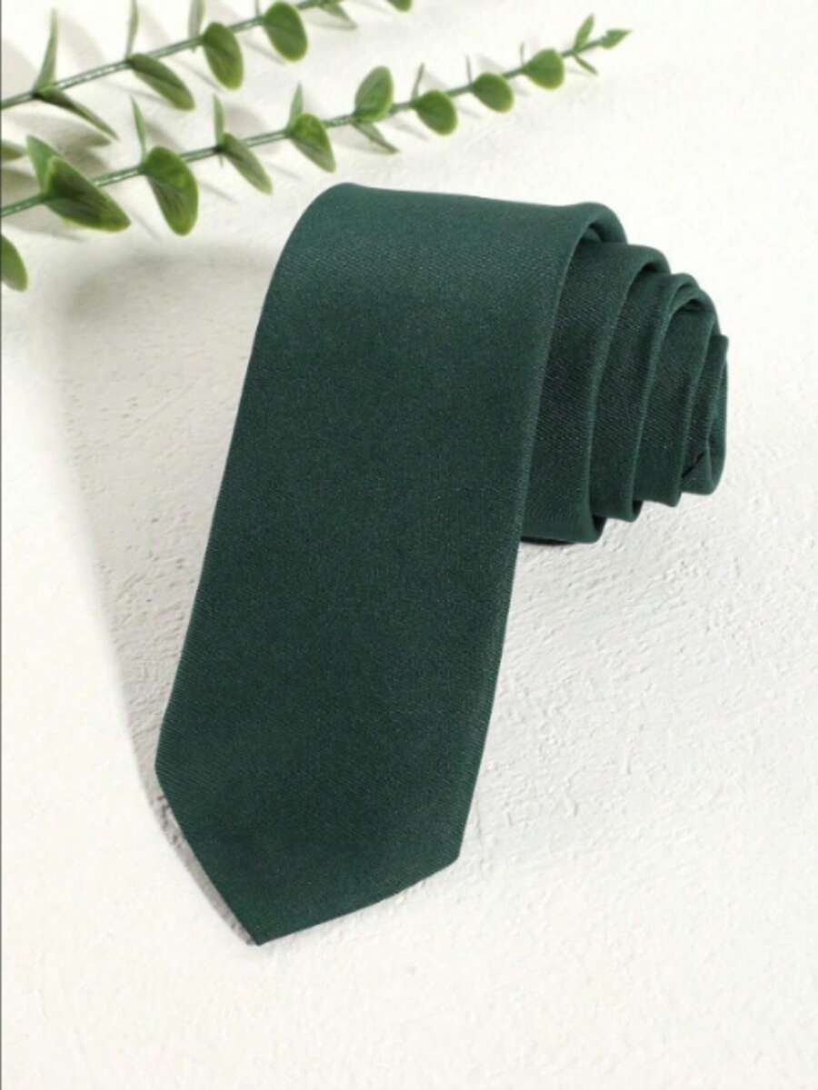 1条男士纯色橄榄绿条纹纹理轻薄领带，适合商务、婚礼、日常、学校着装