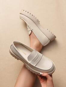 Women Platform Loafers 1.57-Inch Chunky Mid-Heel Flatform Loafer Round Toe Versatile Classic Casual Slip On Shoes, 2026 New Spring Summer Shoes - 米色 - 查看 1