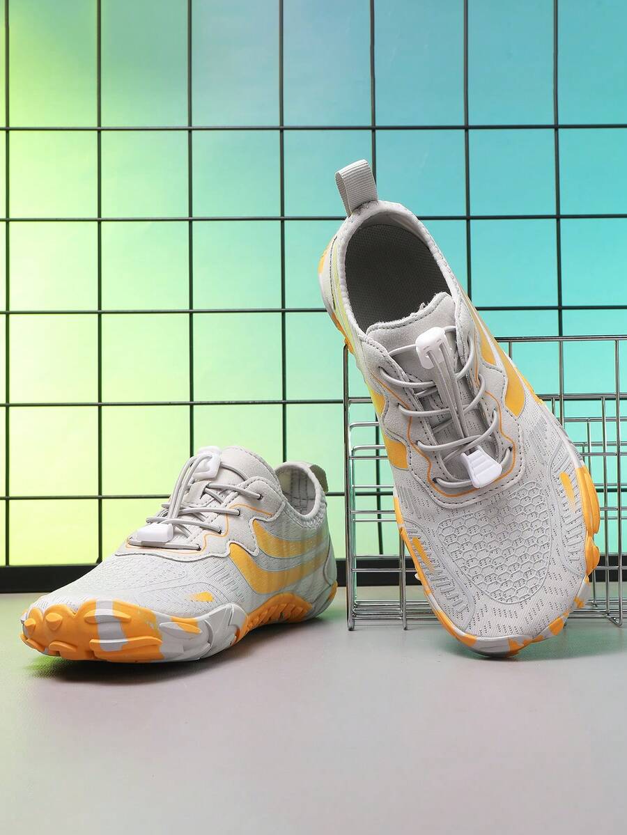 Nouvelles chaussures de randonnée outdoor, chaussures de surf et de plongée, chaussures à cinq doigts respirantes, chaussures de gué, chaussures de course amphibies pour la plage, chaussures de fitness à semelle souple pour l'intérieur et à semelle dure pour le sport, chaussures de corde à sauter silencieuses et antidérapantes, chaussures de course à semelle amortissante, chaussures de training décontracté et de yoga pour femmes