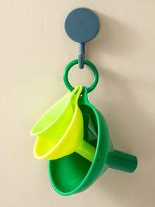3pcs Creative Funnel Set, Kitchen Plastic Large & Small Anti-Leakage Funnel Filling Tools - Green - View 3