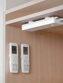 Random Style Multi-Functional Magnetic Remote Control Holder, Suitable For Remote Controls, Routers, Small Metal Items, Keys, Power Sockets, Ideal For Bathroom, Bedroom And Kitchen