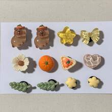 12个水豚花果图案鞋饰，适合女士派对、节日礼物、夏季花园鞋DIY装饰