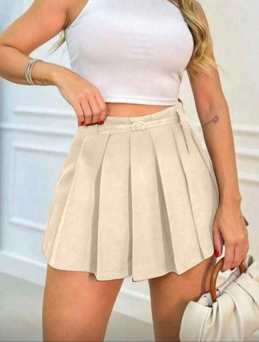 "Pleated Skirt. Classic And Super Versatile. It Has A Lining In The Lower Part." - Beige - View 1
