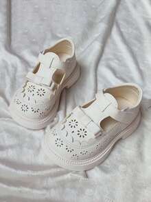 1双女童可爱公主乐福鞋，镂空透气软底防滑百搭儿童真皮鞋，简约时尚婴幼儿学步鞋，带魔术贴，适合春、夏、秋季穿着 - 米色 - 查看 8