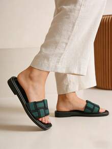 Women's Summer Sandals, New Fashionable & Elegant Women's Sandals, Minimalist Casual Soft Bottom Comfortable Black Sandals, Soft Open Toe, Women's Flat Sandals, Vacation, Beach Sandals, Women's Slippers, Summer, Women Outdoor Slippers, Home Slippers - Green - View 6