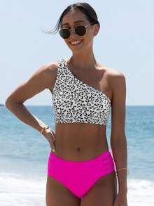 popvil Bộ bikini nữ mùa hè đi biển, gồm áo in họa tiết da báo và quần tam giác khoét lỗ màu trơn. - Nhiều màu - Xem 3