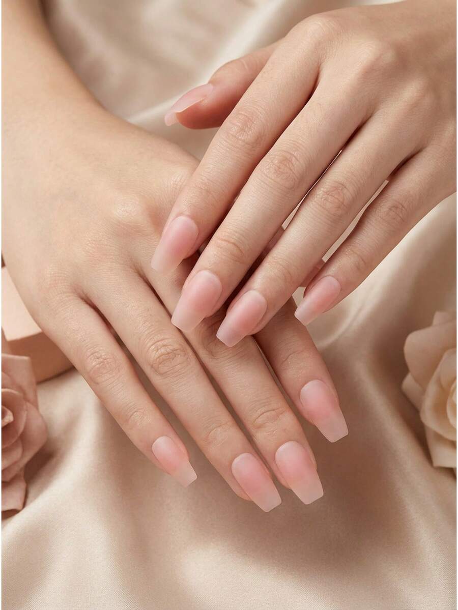 Blush Ombré Press On Nails - Short Almond Shaped False Nails, Natural Gradient Manicure, Sheer Pink Glossy DIY Fake Nails For Women - 粉色 - 查看 1