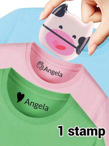 LICVIC 1 pieza Sello + 100 piezas Etiquetas con nombre - Sello de nombre personalizado para ropa de niños, resistente al agua, útiles escolares, sello de nombre personalizado con firma manuscrita, sello de ropa personalizado, sello de nombre de tinta de dibujos animados DIY, uso empresarial, útiles escolares, regalo de papelería para estudiantes, editor, moda de regreso a la escuela, organizador de viajes - Estilo A - Ver 10