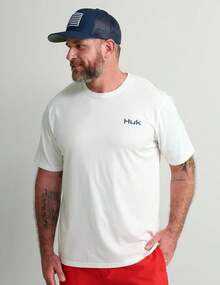 HUK Mens Fishing Graphic Tee, Performance Short Sleeve, Quick-Dry - 白色 - 查看 2