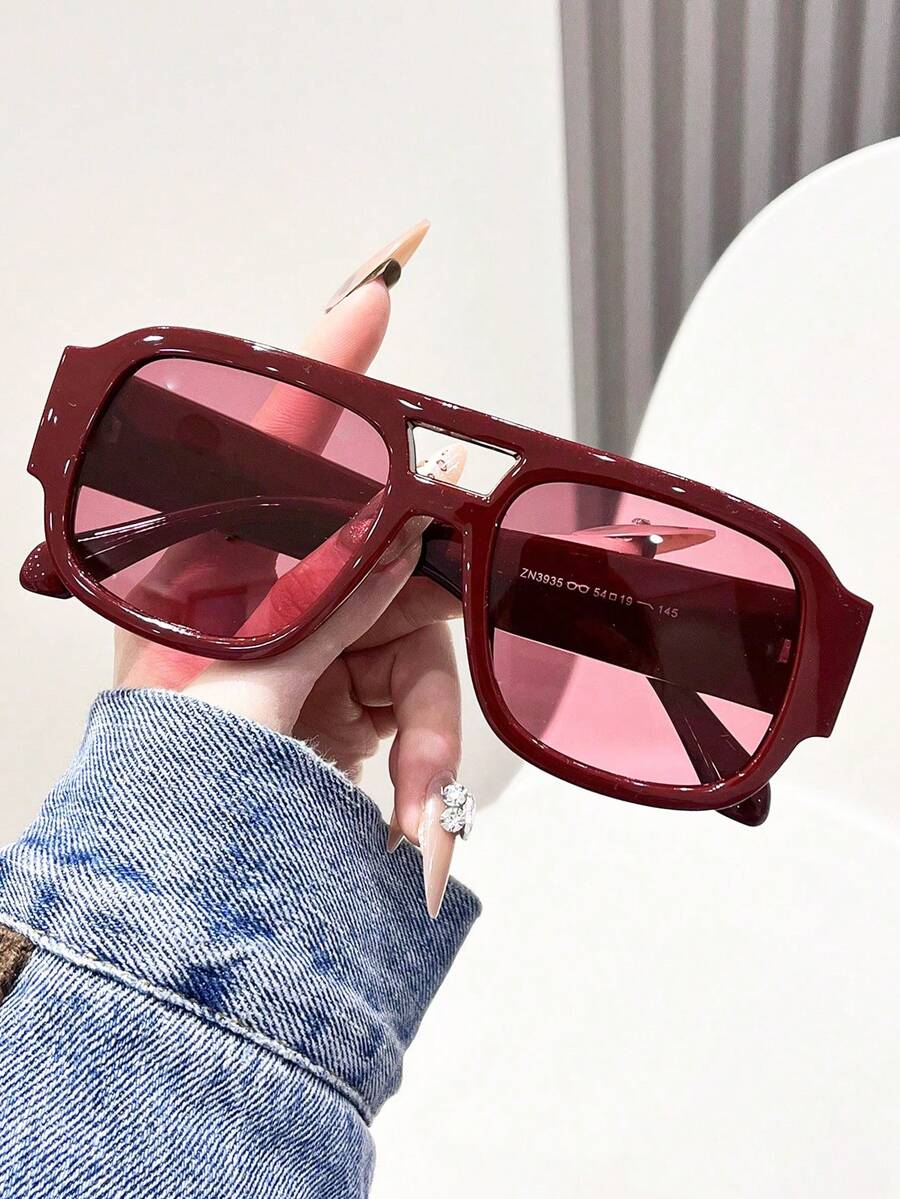 1 Pair Women Red Frame Fashion Glasses, Fashionable Beach Accessory For Summer - Red - View 1